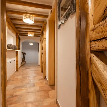 House ゲストハウス ブレッド